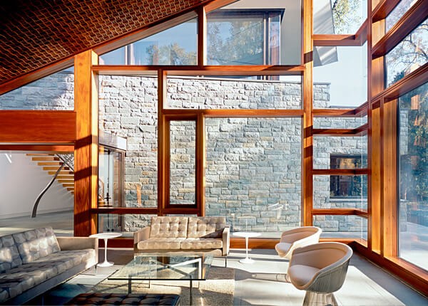 Алюминиевые окна с деревянными накладками